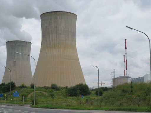 Kernkraftwerk, Tihange, Belgien, Kühltürme
