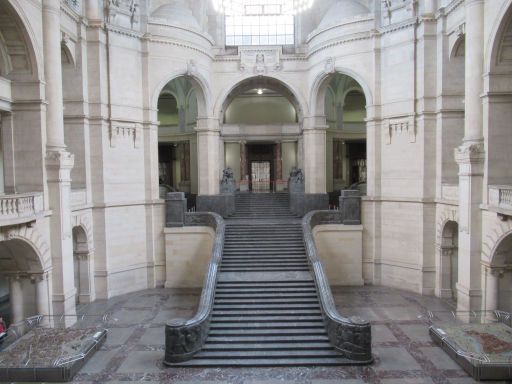 Neues Rathaus, Hannover, Deutschland, Foyer mit Treppenaufgang