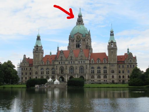 Neues Rathaus, Rathausturm, Hannover, Deutschland, Ansicht vom Süden mit dem Maschteich