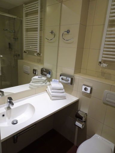 Best Western® Hotel Hannover-City, Hannover, Deutschland, Bad mit Waschtisch und WC