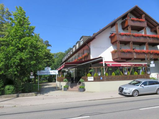 Hotel & Gasthof Feldmochinger Hof, München, Deutschland, Außenansicht im Juli 2018