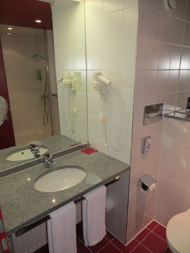 Welcome Hotel, Essen, Deutschland, Bad mit Waschtisch und WC