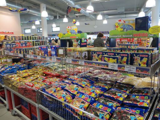 HARIBO® Fabrikverkauf, Solingen, Deutschland, Ladengeschäft Verkaufsraum