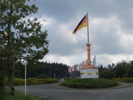Warsteiner Welt Brauereiführung, Warstein, Deutschland, Einfahrt