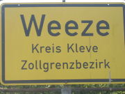 Weeze, Nordrhein–Westfalen, Deutschland, Ortsschild Weeze Kreis Kleve Zollgrenzgebiet