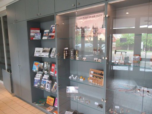 Deutsches Erdölmuseum, Wietze, Deutschland, Andenken und Bücher