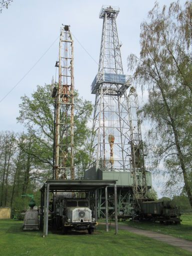 Deutsches Erdölmuseum Freigelände, Wietze, Deutschland, Bohrgerüste