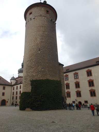 Festung Marienberg Würzburg, Burgturm