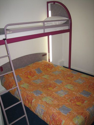 ibis budget Nice Palais Nikaia, Nizza, Frankreich, Zimmer 408 mit Bett und Hochbett für Kinder