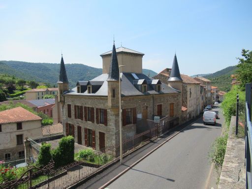 Saint-Rome de Tarn, Frankreich, Parkplatz und Fußweg