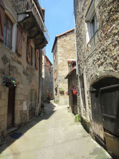 Saint-Rome de Tarn, Frankreich, Gasse im Dorf