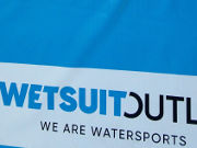 Wetsuit Outlet, Shoeburyness, Großbritannien, Wetsuit Outlet, Versand mit UPS®