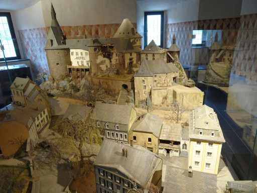 Museum der Modelle der Burgen und Schlösser Luxemburgs, Clervaux, Luxemburg, Modell Schloss Clervaux nach der Zerstörung