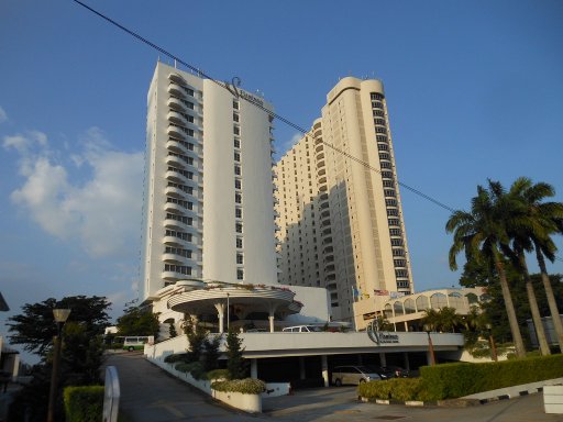 Penang, Malaysia, Apartmenthochhäuser Batu Feringgi