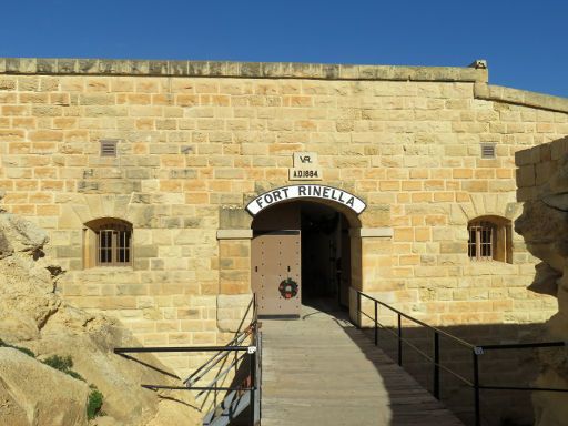 Fort Rinella, Kalkara, Malta, einziehbare Brücke zum Fort Rinella