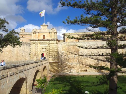 Mdina, Malta, Brücke und Haupteingang