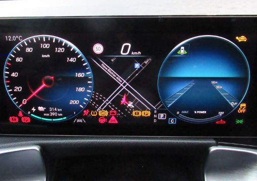 Mercedes-Benz EQB 250 AMG Linie, Geschwindigkeit, Navigation, Bordcomputer, Reichweite, Umgebungsanzeige