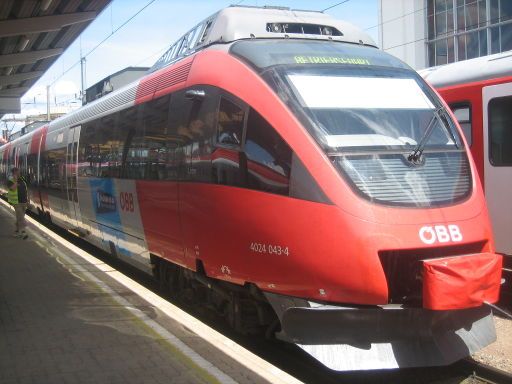 Flughafen Graz GRZ, Österreich, S-Bahn im Hauptbahnhof Graz