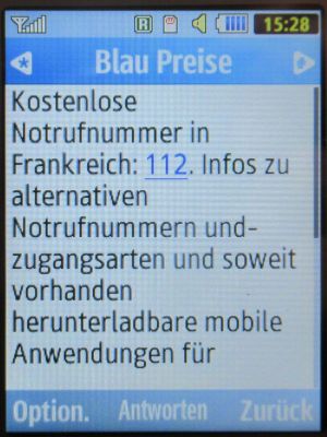 Blau, SMS auf einem Samsung GT–S3370 mit Meldung Notrufnummer 112 in Frankreich August 2024