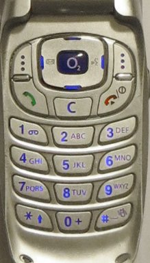 Samsung, Mobiltelefon, SGH–E600, blau beleuchtete Tastatur