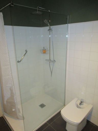 Casa Rural Errota-Barri, Mungia, Spanien, Bad mit Regenschauerdusche, WD und WC