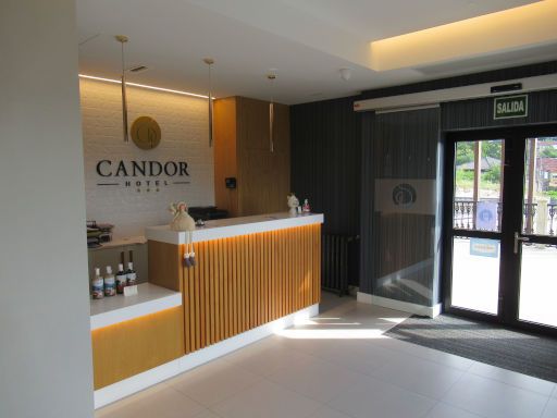 Hotel Candor, A Lama, Spanien, Rezeption mit Informationen zur Umgebung