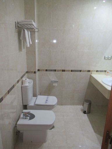 Hotel Meleiros, Castro de Sanabria, Spanien, Bad mit WD und WC