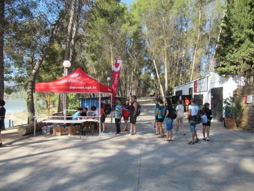 VIII Travesía a nado Universidad de Granada, 2024, Stausee Cubillas, Schwimmwettbewerb, Albolote, Granada, Spanien, Campus Náutico de la Universidad de Granada Anmeldung vor Ort