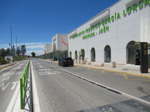 Flughafen Granada, GRX, Spanien, Terminal Außenansicht Ebene Ankunft und Abflug