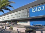 Flughafen Ibiza, IBZ, Spanien, Terminal Außenansicht