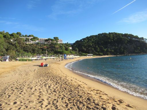 IV. Travessia Les Platges de Lloret, Schwimmwettbewerb 2024, Lloret de Mar, Spanien, Platja de Santa Cristina