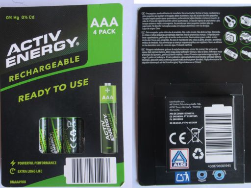 ALDI Supermercados, Madrid, Spanien, Activ Energy® aufladbare AAA Batterien 900 mAh 1,2 Volt