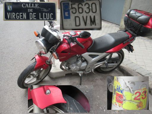 Coches fantasmas, Autowracks, Madrid, Spanien, Motorradwrack Honda CBF 250 Kennzeichen 5630 DVM in der Calle Virgen de Lluc 83, 28027 Madrid im Oktober 2024