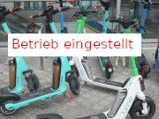 Tier, Lime und dott, Elektroroller Sharing, Madrid, Spanien