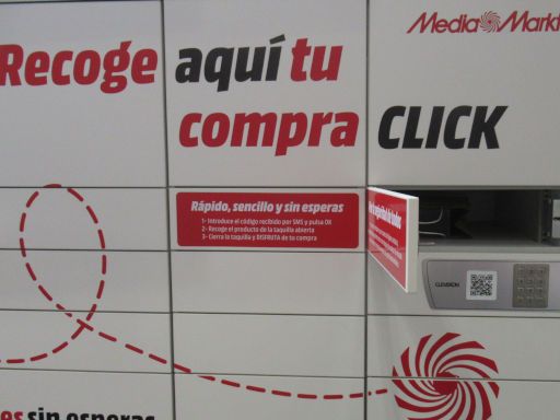 Media Markt®, Madrid, Spanien, Abholung Paketbox Filiale Plenilunio