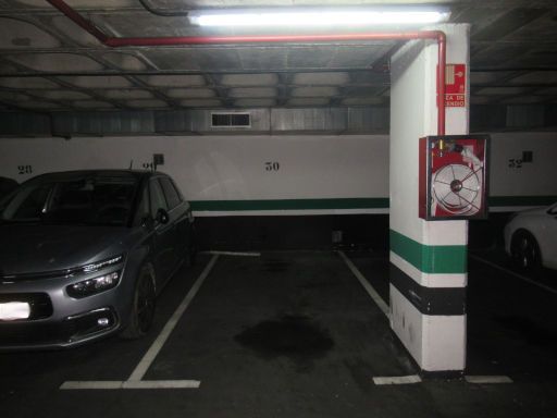 Parkplatz Garage Anwohner, Plazas de Aparcamiento para Residentes en Madrid PAR, Madrid, Spanien, Stellplatz 30