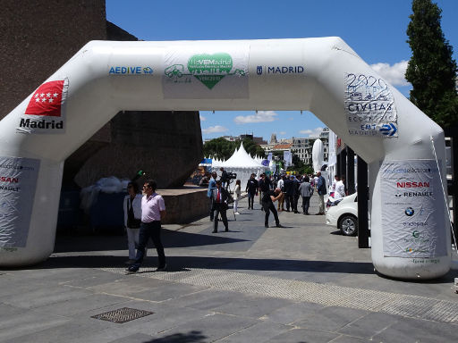 VEM Elektrofahrzeug Messe, 2019, Madrid, Spanien, Eingang von der Calle de Serrano