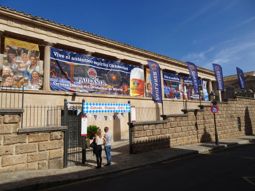 Pueblo Español, Oktoberfest 2018, Palma de Mallorca, Mallorca, Spanien, Eingang