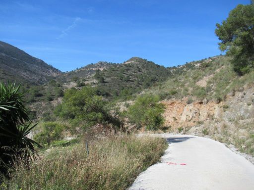 La Cañada del Lobo, Torremolinos, Spanien, Straße als Wanderweg