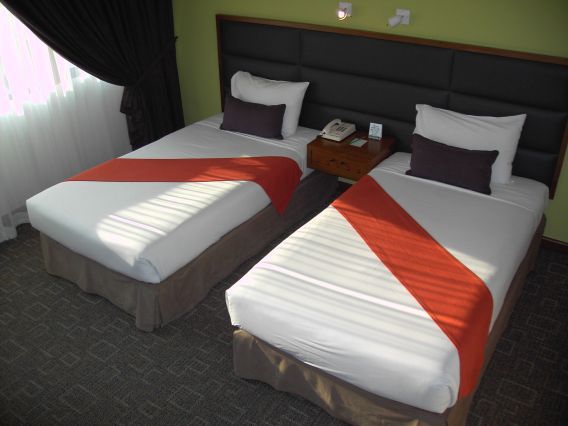 Narai Hotel Bangkok, Thailand, Standard Zimmer mit 2 Betten