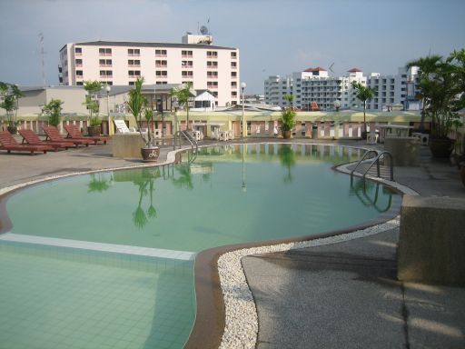 New Day Night Hotel, Pattaya, Thailand, Schwimmbecken
