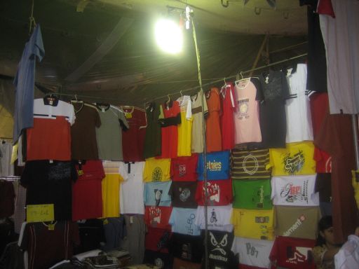 Wochenmarkt Süd Pattaya, Pattaya, Thailand, T–Shirts