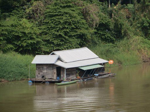 Phitsanulok, Thailand, Hausboot auf dem Nan Fluss