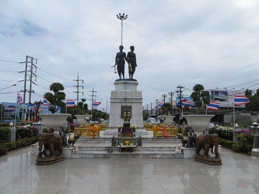 Phuket, Thailand, Mietwagen Rundreise, Heldinnen Denkmal