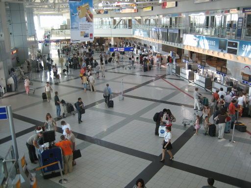 Flughafen Budapest BUD, Ungarn, Terminal 2B