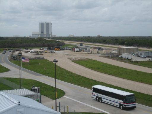 Kennedy Space Center, Cape Canaveral, Florida, USA, Blick vom Aussichtsturm auf die Halle vom Space Shuttle