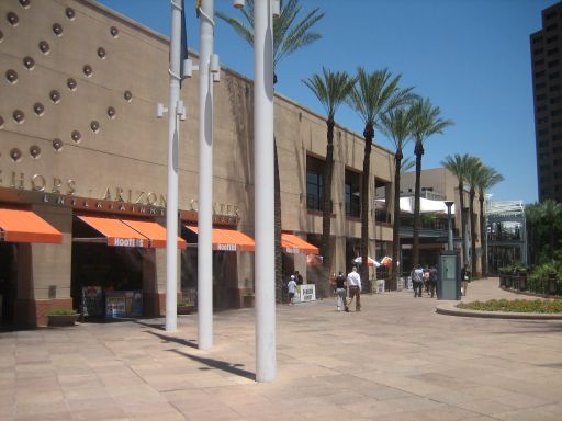 Phoenix, Arizona, Vereinigte Staaten von Amerika, Arizona Center mit Hooters